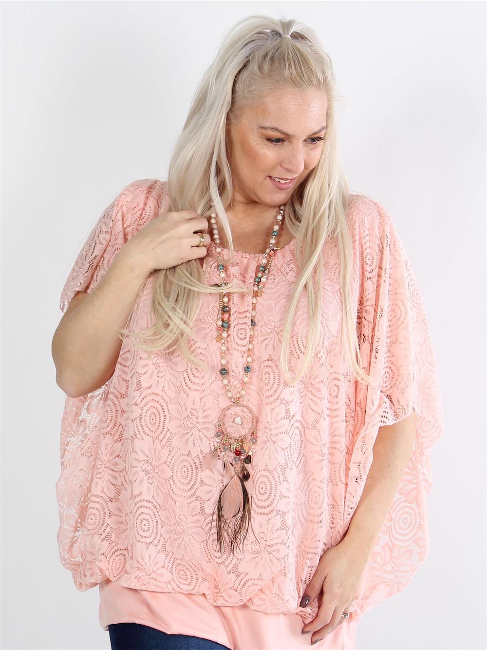 Tea Lace - Sort tætsiddende top med løst blondestof udover